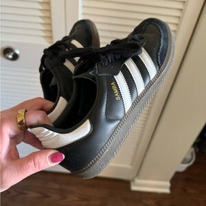 Barely worn Adidas Sambas Women Size 8